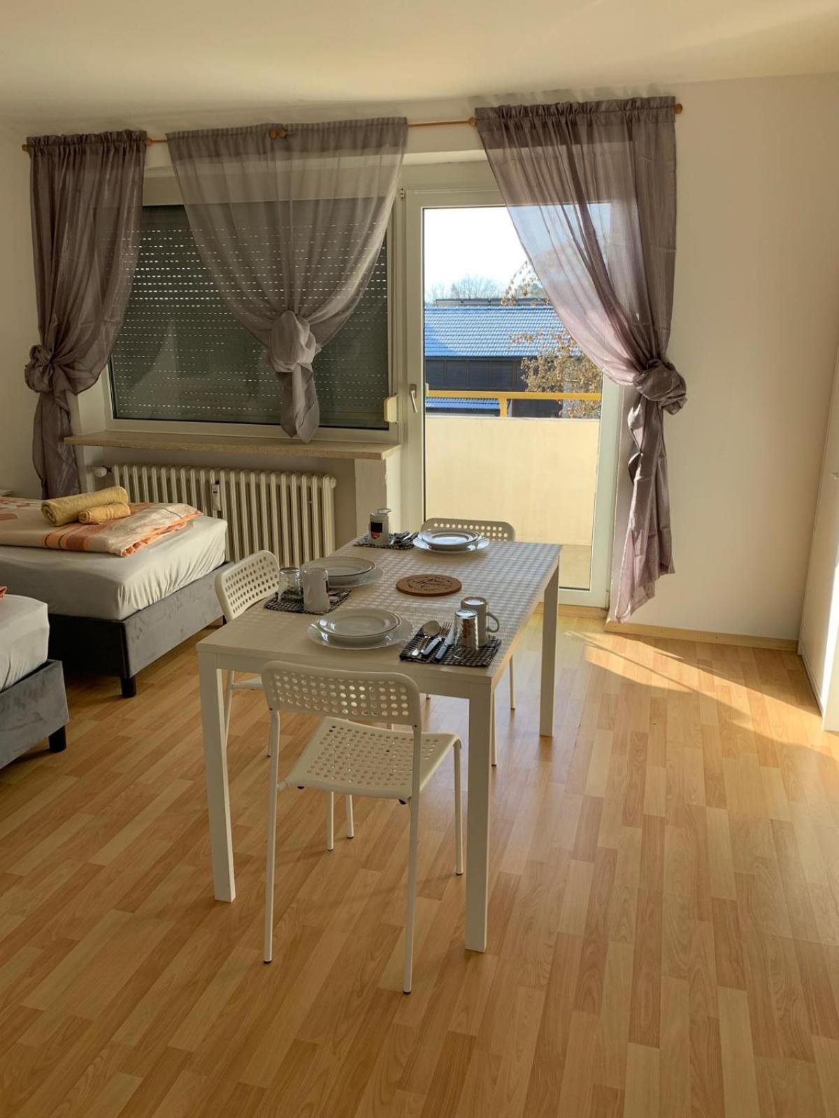 Zv-Scholtz Monteurswohnungen Burgkirchen an der Alz Extérieur photo